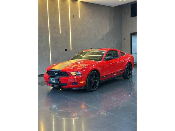 FORD MUSTANG 3.7 V6 GASOLINA AUTOMÁTICO